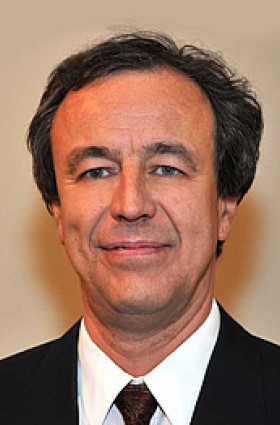 MR Dr. Heribert Gmach