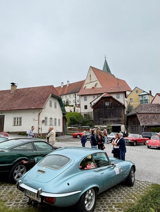 8b5f6eaa-1b1c-45c3-bac0-1f8132efab59