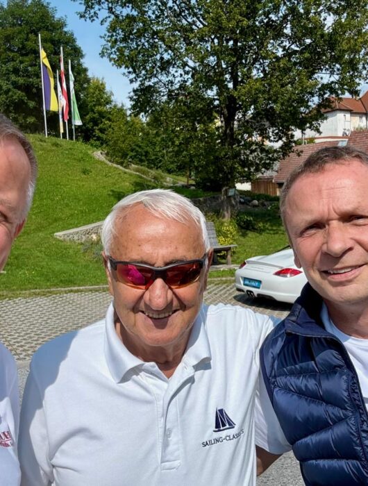 dc9bc813-bd41-4428-8ff2-aff4a0e5c8e5